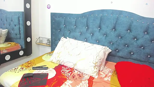 Milf-Prettyboobs online show from April 6, 3:13 pm