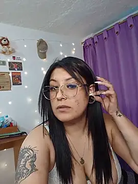 Snapshot of DaniPoison chatting on June 4, 8:48 pm DaniPoison online show from June 4, 8:48 pm