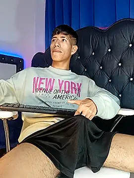 dareck 18 online show from October 4, 3:10 pm