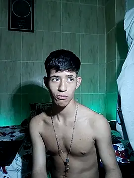 dareck 18 online show from February 24, 6:00 am