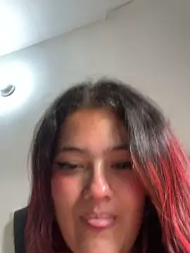 Snapshot of VanessaScott_ chatting on October 16, 8:32 pm VanessaScott online show from October 16, 8:32 pm