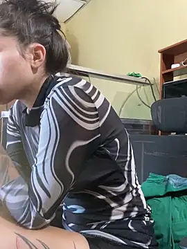 val zx online show from March 25, 3:51 pm