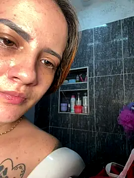 Paulet Johnson online show from November 30, 6:45 pm