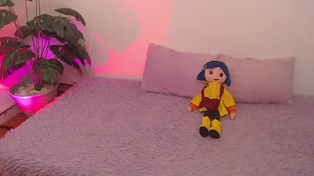 wet valery online show from April 19, 12:04 pm