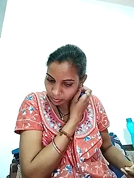 Snapshot of Hotty-Nidhi chatting on March 13, 3:22 am Hotty-Nidhi online show from March 13, 3:22 am