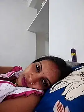 Snapshot of Hotty-Nidhi chatting on March 18, 2:58 am Hotty-Nidhi online show from March 18, 2:58 am