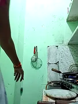 Snapshot of Hotty-Nidhi chatting on September 9, 3:55 pm Hotty-Nidhi online show from September 9, 3:55 pm