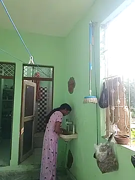 Snapshot of Hotty-Nidhi chatting on September 18, 3:41 am Hotty-Nidhi online show from September 18, 3:41 am