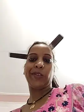 Snapshot of Hotty-Nidhi chatting on September 19, 3:52 am Hotty-Nidhi online show from September 19, 3:52 am