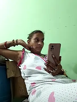 Snapshot of Hotty-Nidhi chatting on September 24, 5:16 pm Hotty-Nidhi online show from September 24, 5:16 pm