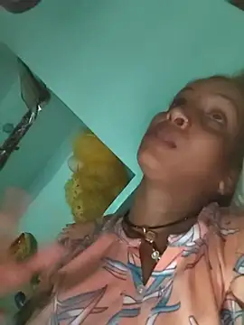 Snapshot of Hotty-Nidhi chatting on September 30, 4:01 pm Hotty-Nidhi online show from September 30, 4:01 pm