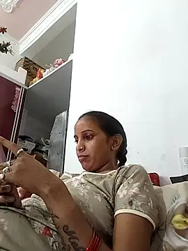 Snapshot of Hotty-Nidhi chatting on October 16, 6:20 pm Hotty-Nidhi online show from October 16, 6:20 pm