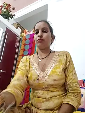 Snapshot of Hotty-Nidhi chatting on November 1, 1:46 pm Hotty-Nidhi online show from November 1, 1:46 pm