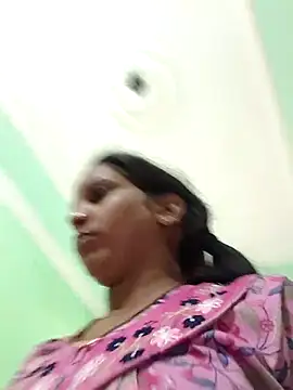 Snapshot of Hotty-Nidhi chatting on November 10, 3:27 am Hotty-Nidhi online show from November 10, 3:27 am