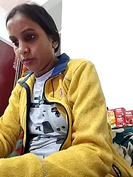 Snapshot of Hotty-Nidhi chatting on December 1, 6:02 pm Hotty-Nidhi online show from December 1, 6:02 pm