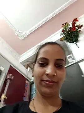 Snapshot of Hotty-Nidhi chatting on May 31, 4:20 am Hotty-Nidhi online show from May 31, 4:20 am