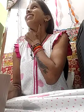 Snapshot of Hotty-Nidhi chatting on June 13, 3:26 am Hotty-Nidhi online show from June 13, 3:26 am