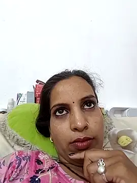 Snapshot of Hotty-Nidhi chatting on June 19, 3:38 pm Hotty-Nidhi online show from June 19, 3:38 pm