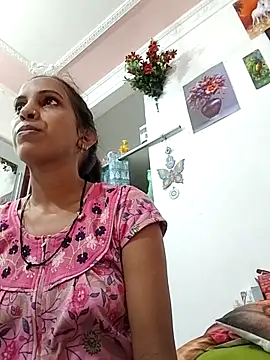 Snapshot of Hotty-Nidhi chatting on June 20, 3:42 am Hotty-Nidhi online show from June 20, 3:42 am