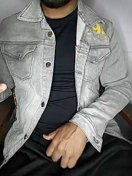 Snapshot of HARSHHU01 chatting on January 11, 4:45 pm HARSHHU01 online show from January 11, 4:45 pm