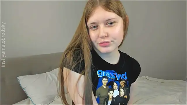 Snapshot of YamatoBrodsky chatting on October 31, 9:16 pm YamatoBrodsky online show from October 31, 9:16 pm