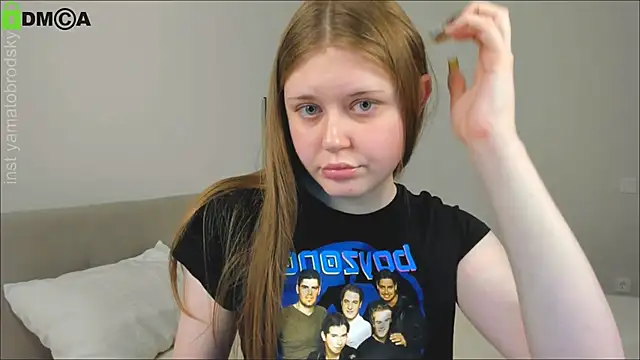 Snapshot of YamatoBrodsky chatting on November 4, 6:18 pm YamatoBrodsky online show from November 4, 6:18 pm