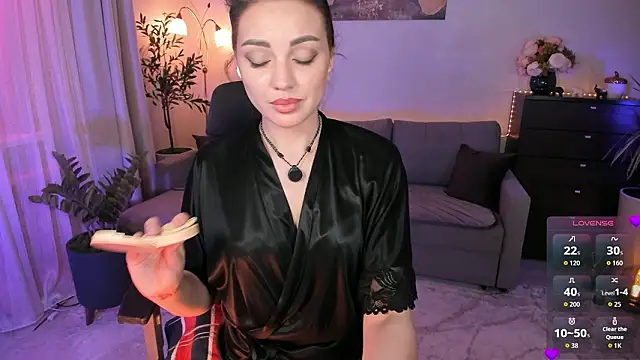 Viki Bellson online show from February 28, 9:05 pm