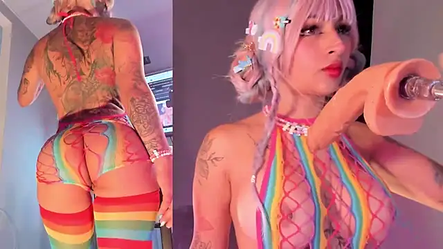 Snapshot of Sweety_maria1 chatting on October 17, 8:44 pm Sweety maria1 online show from October 17, 8:44 pm