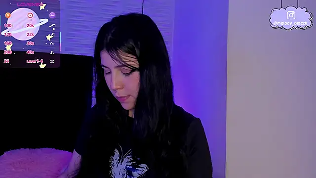 Melody Black  online show from November 20, 8:30 pm