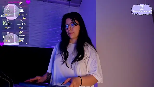 Melody Black  online show from March 3, 11:32 pm