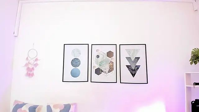 dullce77 online show from September 20, 7:26 pm