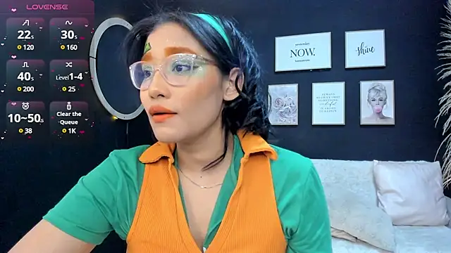 Snapshot of anya_ford chatting on March 17, 7:58 pm anya ford online show from March 17, 7:58 pm