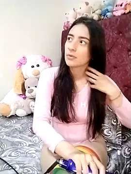 HOLY DOLL online show from March 18, 5:21 pm