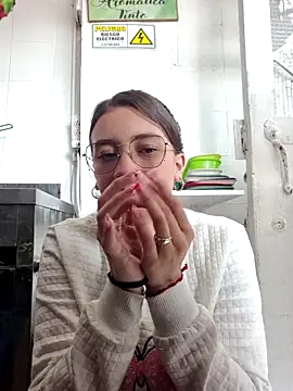 HOLY DOLL online show from October 3, 7:22 pm