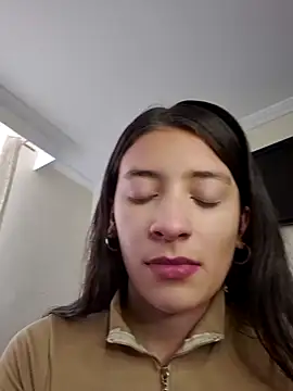 HOLY DOLL online show from October 7, 8:39 pm