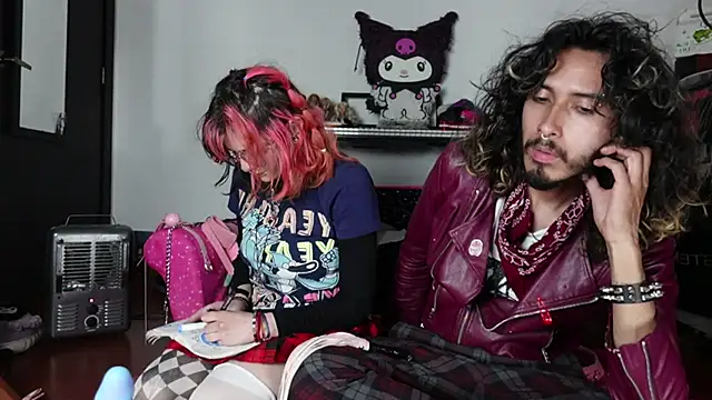 Snapshot of Devil_And_Princess chatting on September 11, 2:55 am Devil And Princess online show from September 11, 2:55 am