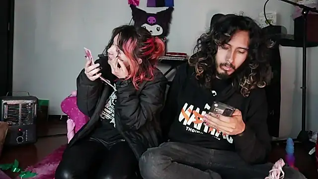 Snapshot of Devil_And_Princess chatting on October 5, 2:54 am Devil And Princess online show from October 5, 2:54 am