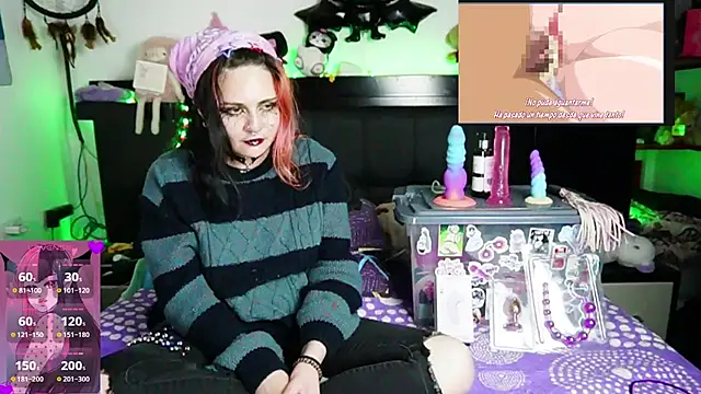 Snapshot of Devil_And_Princess chatting on May 16, 3:58 am Devil And Princess online show from May 16, 3:58 am
