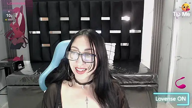 Snapshot of valeria_a1 chatting on April 29, 2:43 pm valeria a1 online show from April 29, 2:43 pm