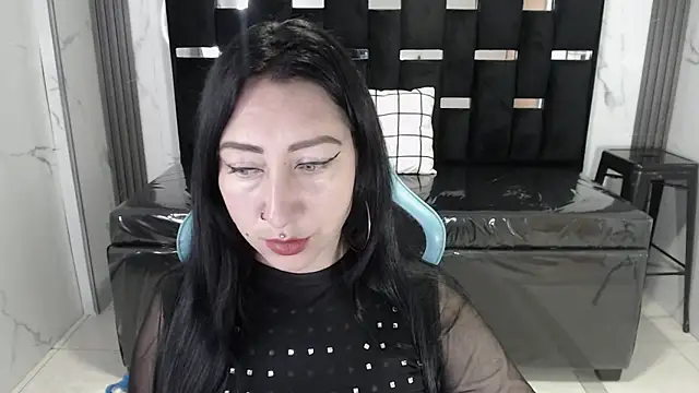 Snapshot of valeria_a1 chatting on May 13, 2:42 am valeria a1 online show from May 13, 2:42 am
