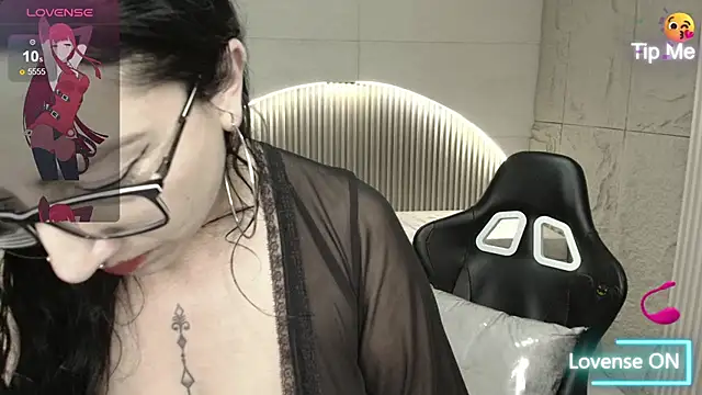 Snapshot of valeria_a1 chatting on June 3, 7:55 am valeria a1 online show from June 3, 7:55 am