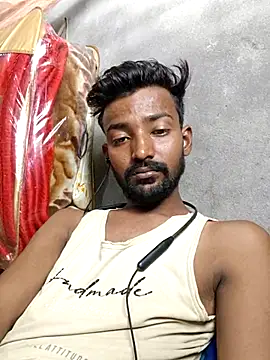 Snapshot of India_HOT23 chatting on May 16, 7:05 am India HOT23 online show from May 16, 7:05 am