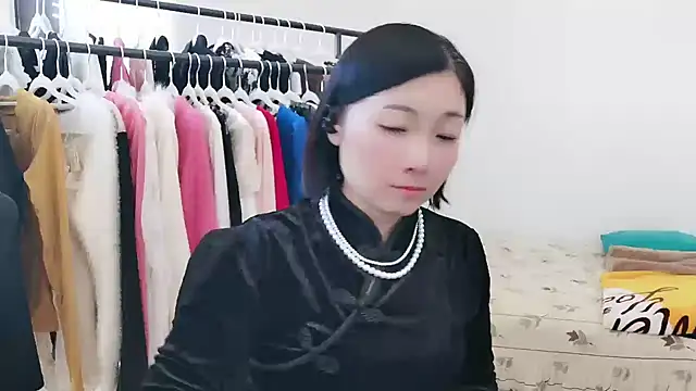 Snapshot of Rachel-6600 chatting on December 18, 3:12 am Rachel-6600 online show from December 18, 3:12 am