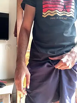 Snapshot of nightlife__12 chatting on November 15, 5:49 am nightlife 12 online show from November 15, 5:49 am