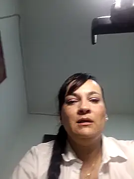 Snapshot of megan_milf79 chatting on November 27, 1:51 am megan milf79 online show from November 27, 1:51 am