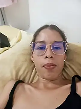 Snapshot of Sexi_girl29 chatting on June 20, 2:47 am Sexi girl29 online show from June 20, 2:47 am