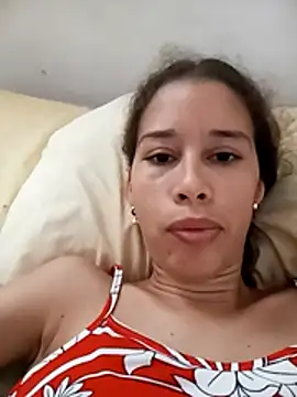Snapshot of Sexi_girl29 chatting on July 4, 1:50 pm Sexi girl29 online show from July 4, 1:50 pm