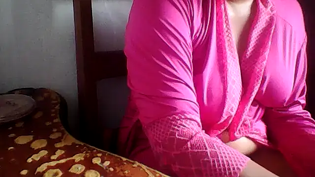 Sydneyputinha online show from November 25, 9:15 pm