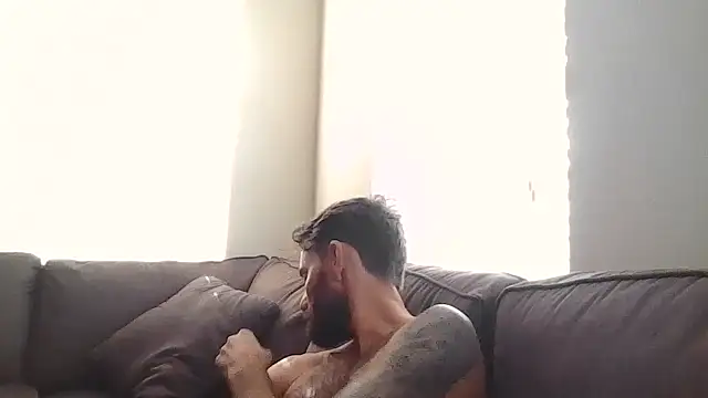 Snapshot of whowantsacreampie chatting on October 8, 8:39 pm whowantsacreampie online show from October 8, 8:39 pm