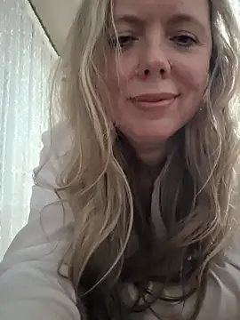 Irina3718 online show from January 16, 4:11 pm